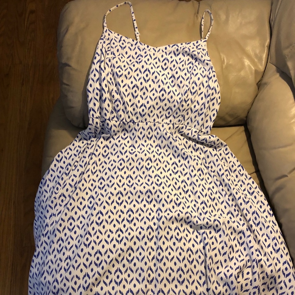 Old Navy blue & white dress